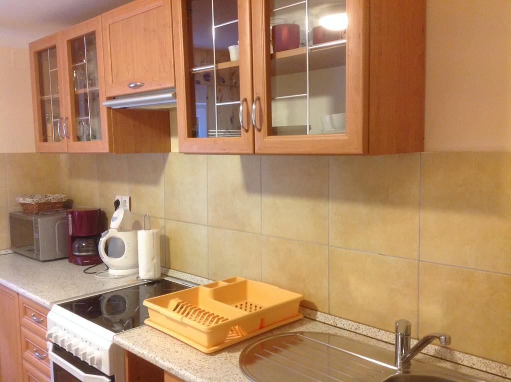 Honvéd Apartmanház Heviz Ngoại thất bức ảnh
